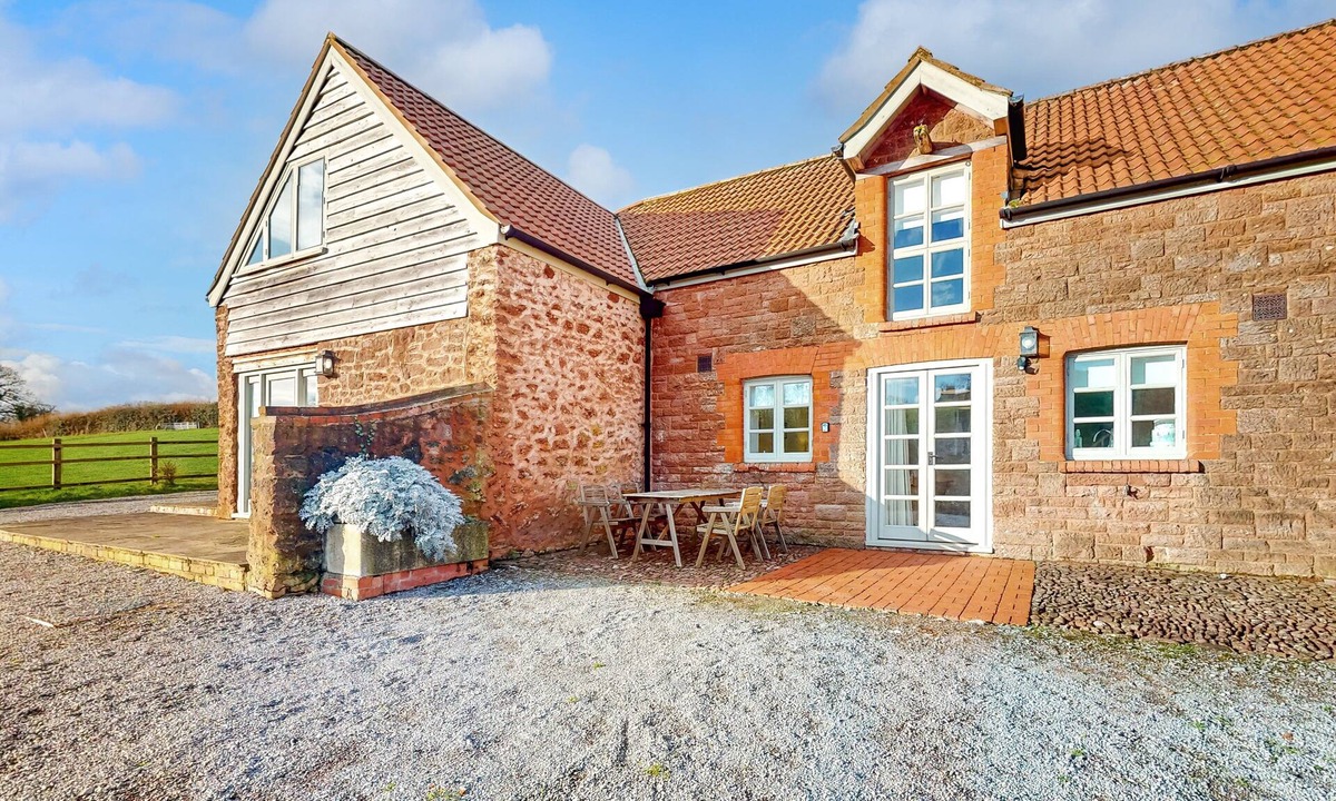 Combe Florey House | The Stables, Lydeard St Lawrence