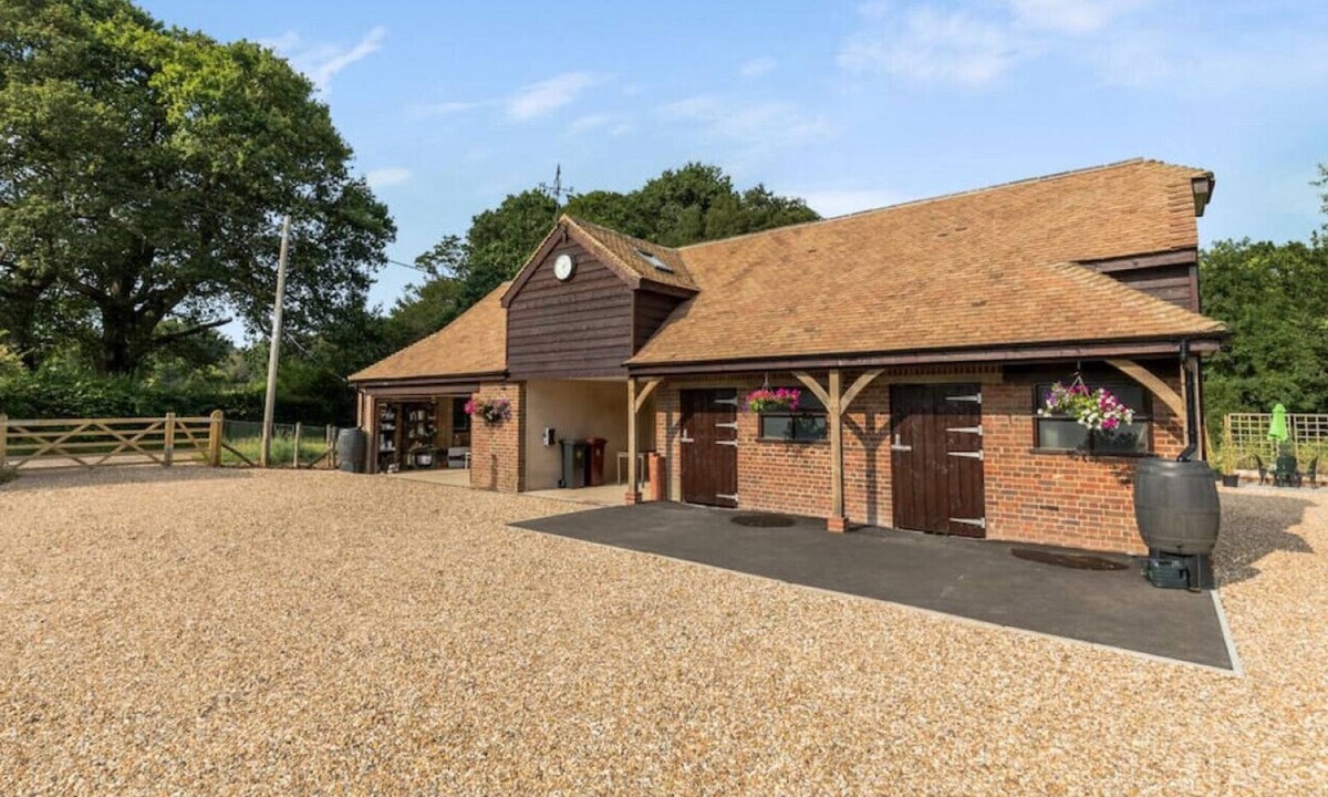 Northchapel House | The Stables near Petworth