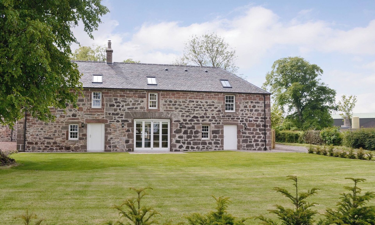 Montrose Cottage | The Stables - UK11108