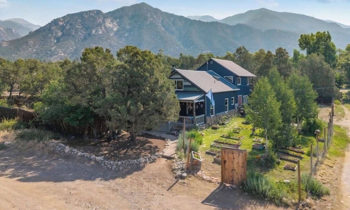 Crestone House | The Star House