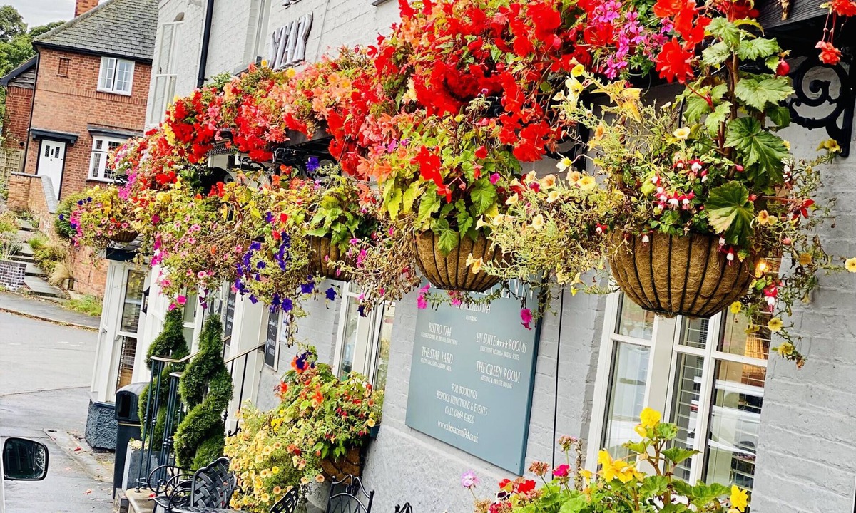 Thrussington Hotel | The Star Inn 1744