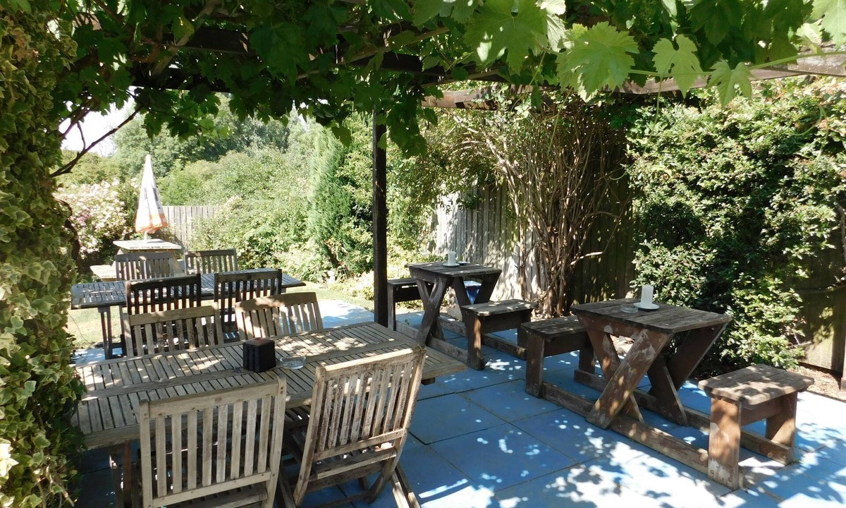 Sulgrave Bed & Breakfast | The Star Inn