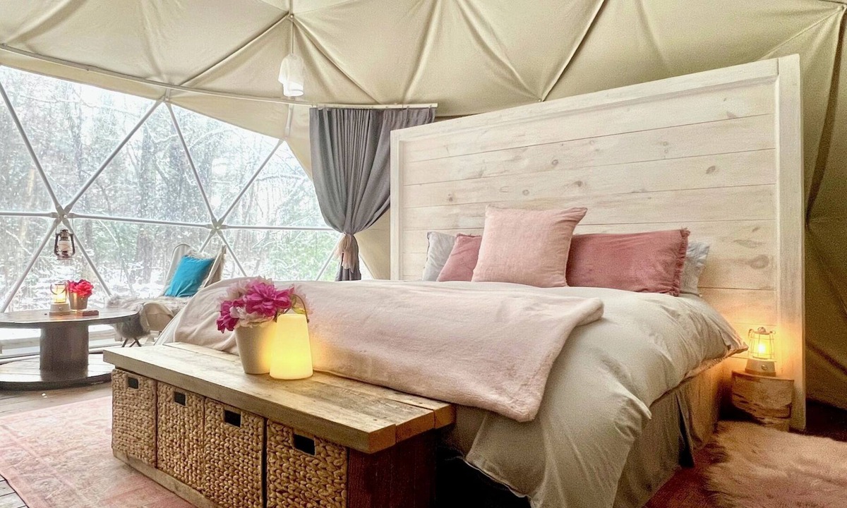 Unorganized Centre Parry Sound RV Rental | THE STARGAZER GEODOME: Shabby Chic & Very Private