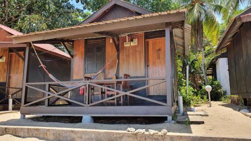 Tekek Hotel | The Station Tioman
