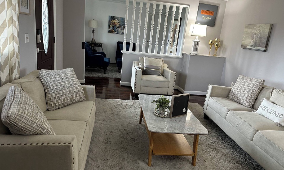 Churchhill House | The Steel City Sanctuary - Your peaceful escape near the heart of Pittsburgh