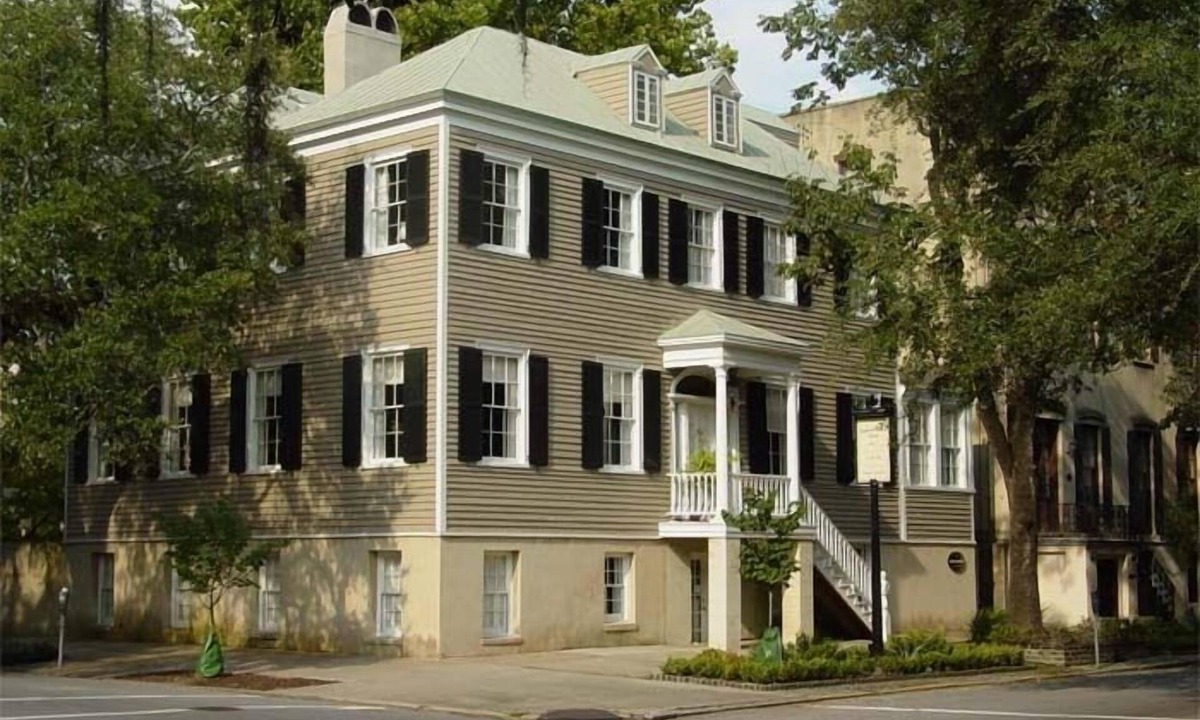 Historic Downtown Savannah Bed & Breakfast | The Stephen Williams House