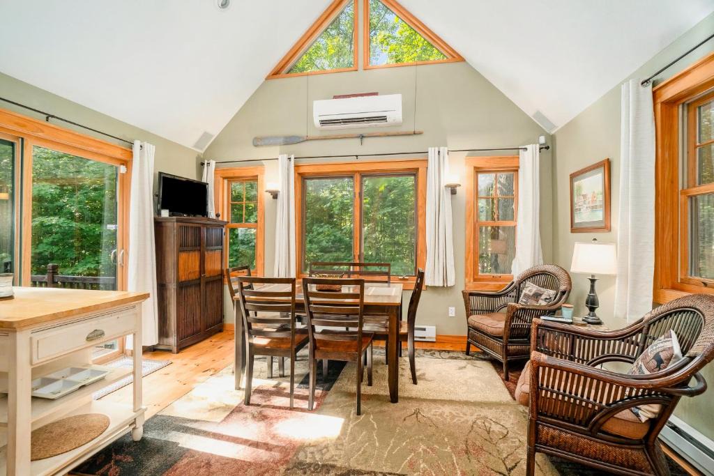 Traverse City House | The Stonewater Lodge