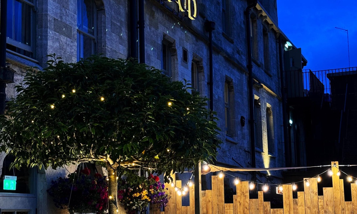 Stroud Hotel | The Stroud Hotel