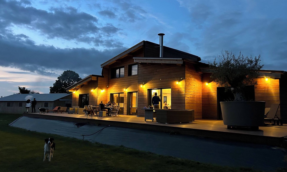 Annebault House | The Stud House