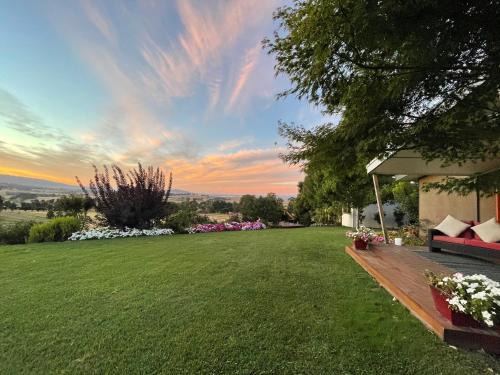 Dixons Creek Villa | The Studio - Yarra Valley