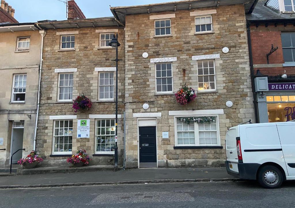 Highworth Apartment | The Studios