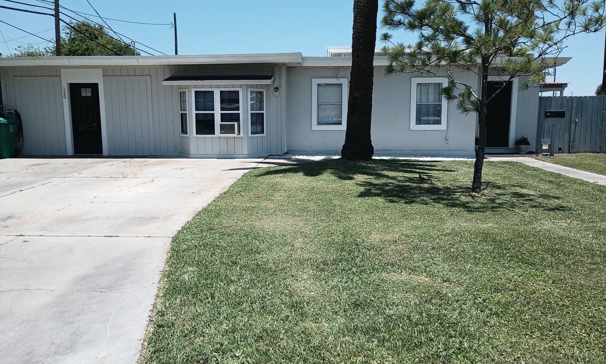 Aransas Pass House | The Submarine House