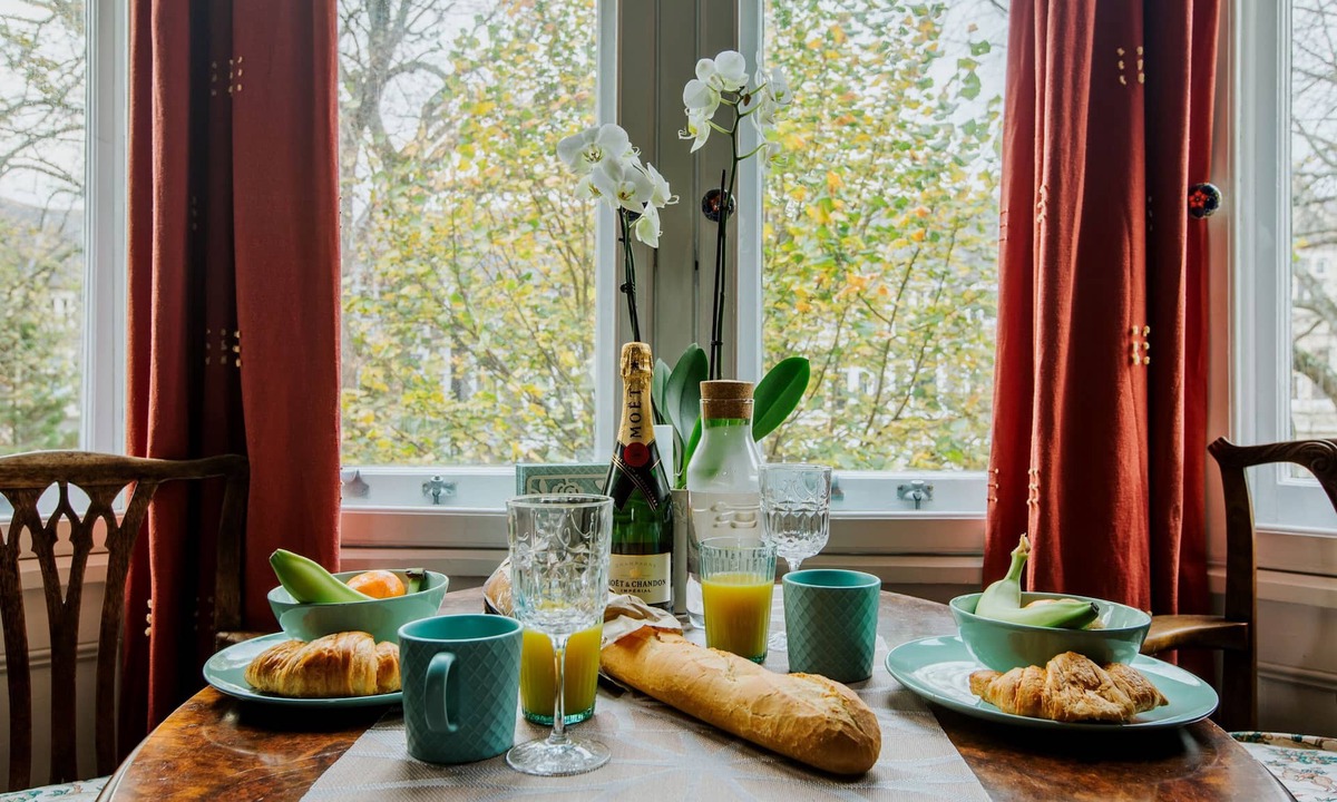 Pontcanna Apartment | The Suite, 82 Cathedral, Private Parking