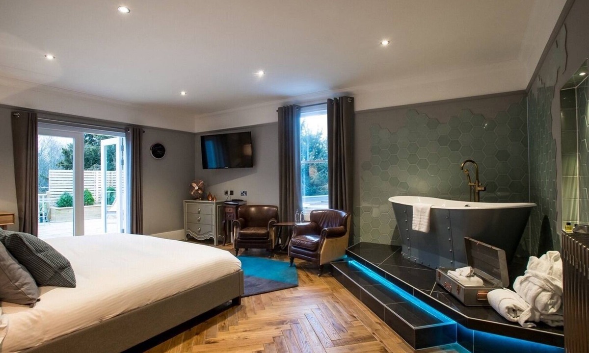 Newbattle Hotel | The Sun Inn