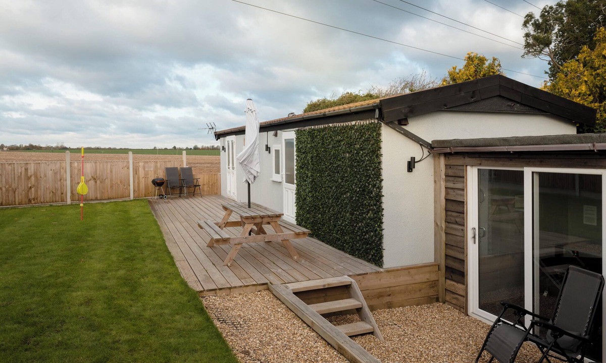 Ham Cabin | The Sunset