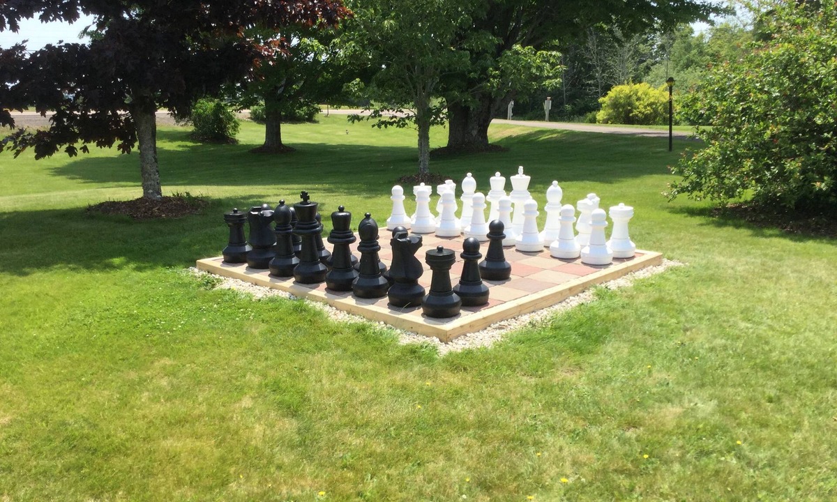 Parrsboro Hotel | The Sunshine Inn