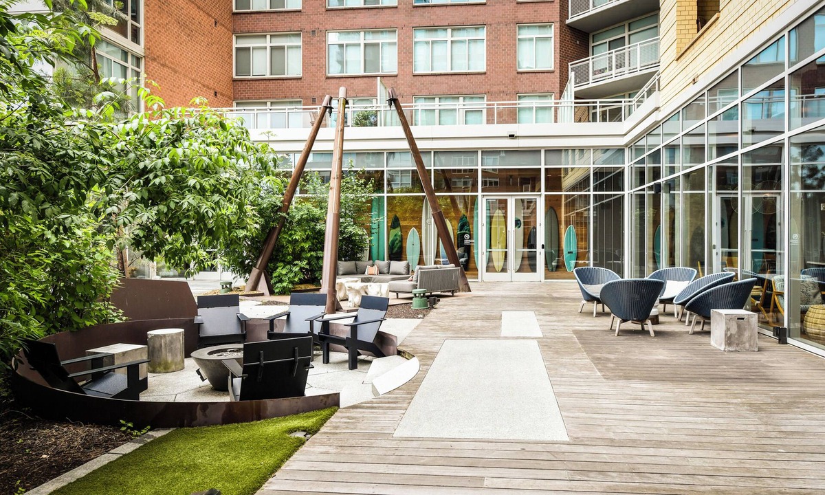 Crystal City Condo | The Sur by Stylish Stays