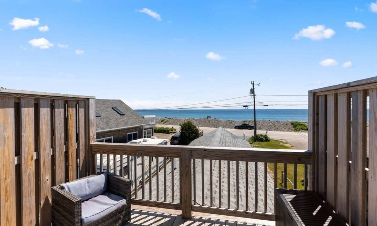 Rye House | "The Surf" | Ocean & Marsh Views | Rooftop Deck