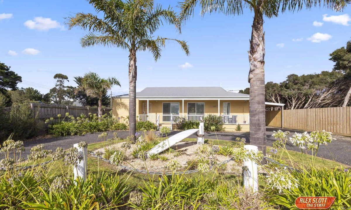 Sunset Strip House | THE SURFING SEAGULL PET FRIENDLY