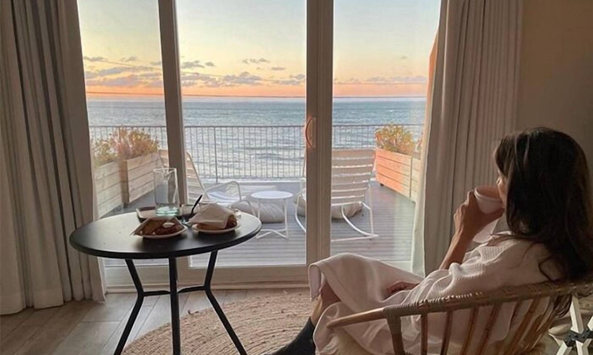 Stratford Hotel | The Surfside Hotel