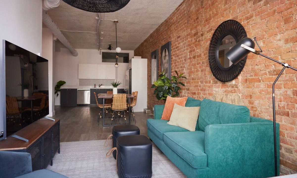 Plateau Mont Royal Apartment | The Suzanne by Denstays