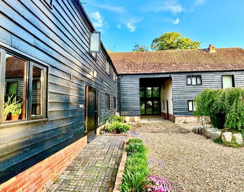 Beckhampton House | The Swallows Rest, Avebury