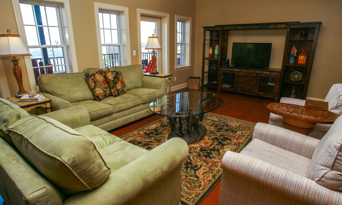 Historic Downtown Apalachicola Condo | The Swan, Bay & River Views, Private Elevator!