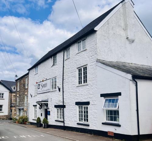 Bampton Hotel | The Swan