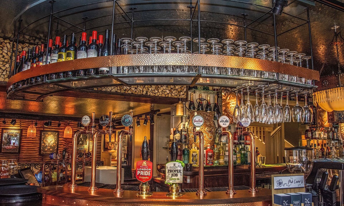 Chiddingfold Hotel | The Swan Inn