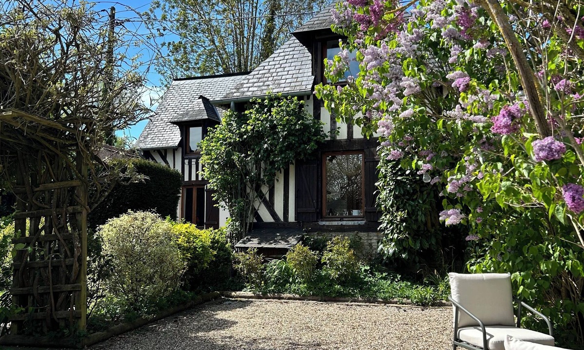 Beaumont-en-Auge House | The Swedish house in Normandie