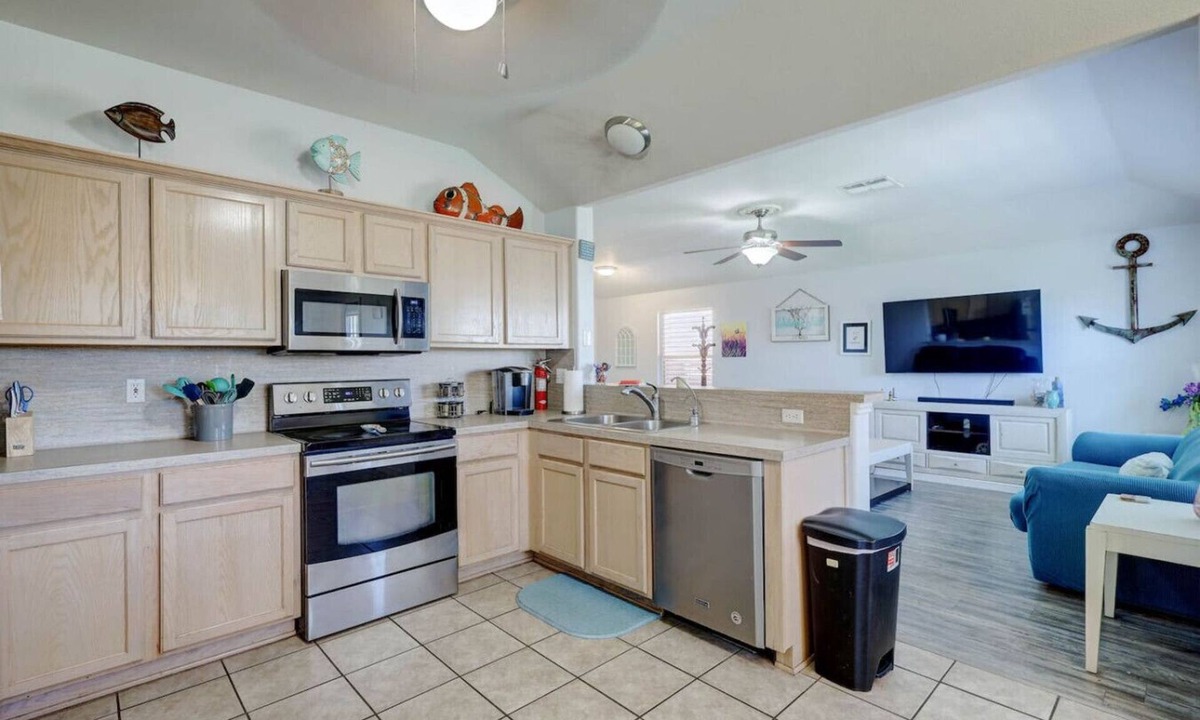 Aransas Pass House | The Sweet Family Casa