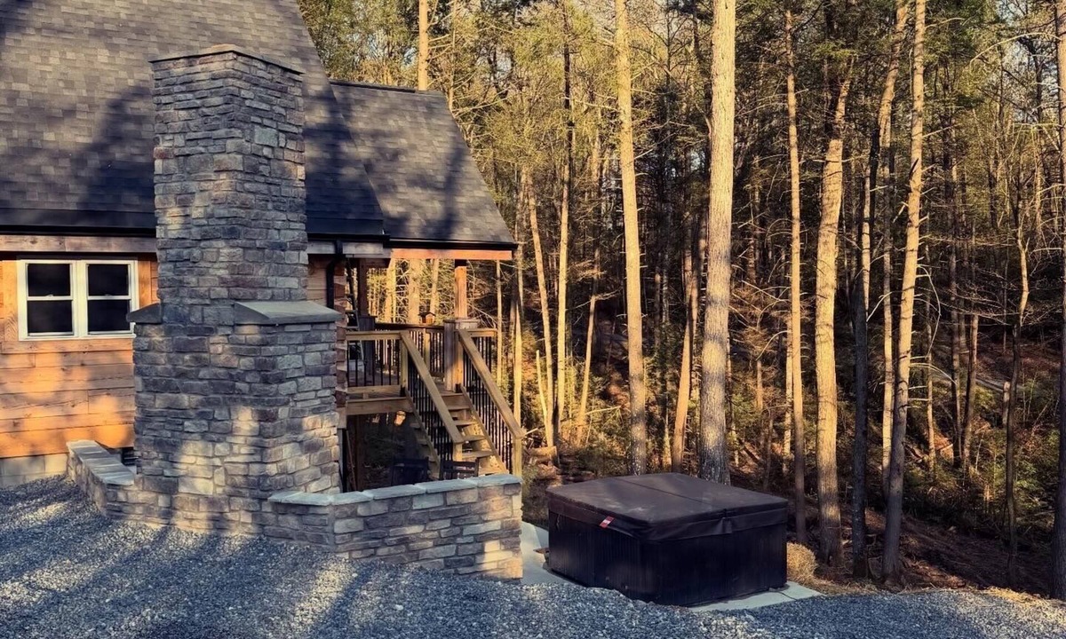 Keslers Cross Lanes Cabin | The Sycamore