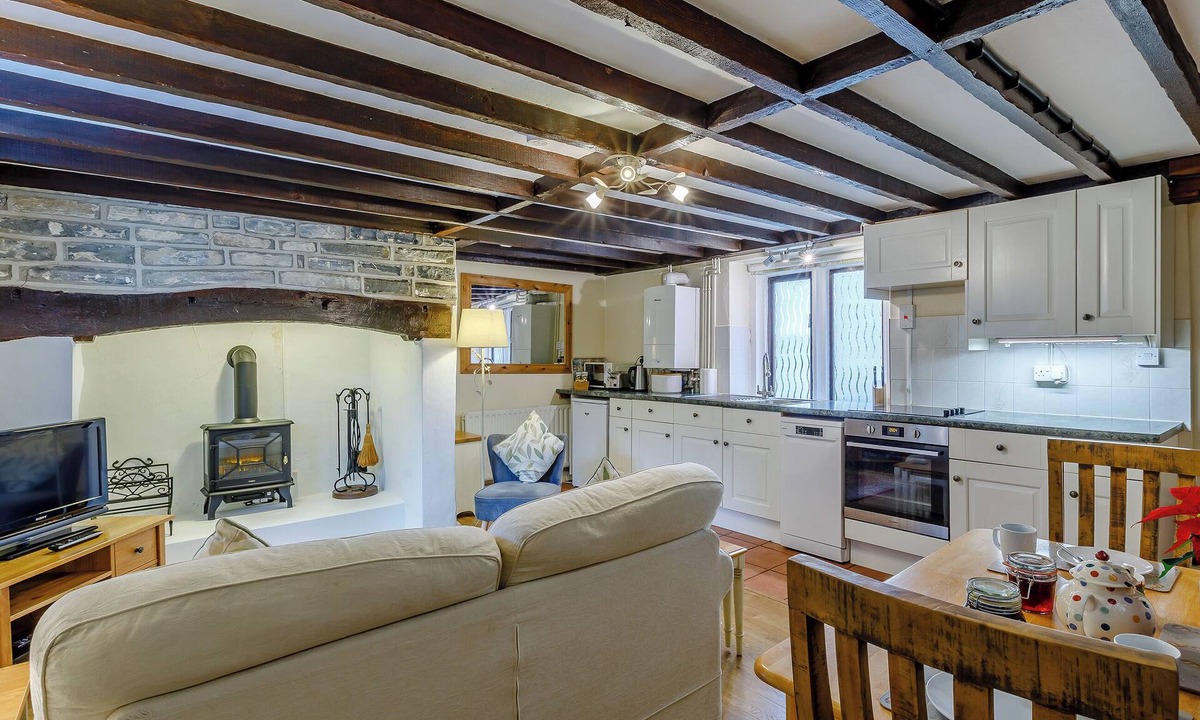 Muchelney Cottage | The Tack Room - UK30438