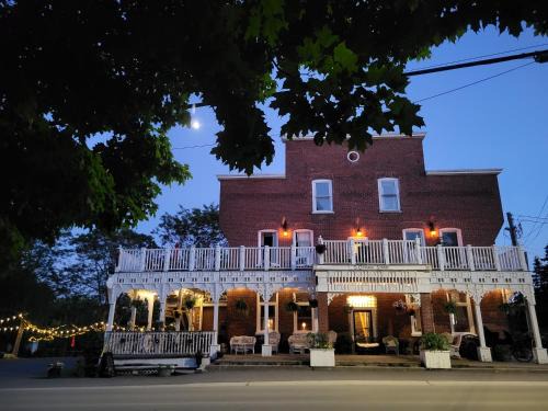 Tamworth Hotel | The Tamworth Hotel