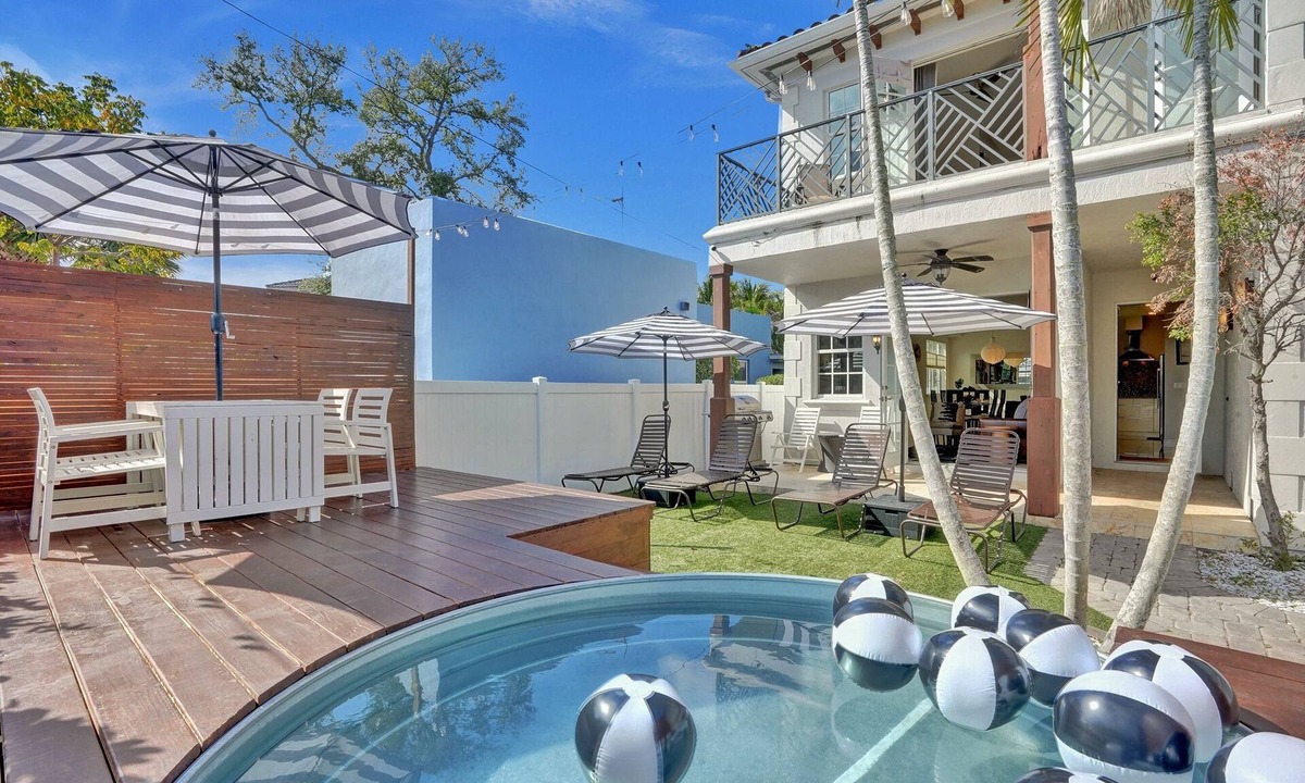 Tarpon River House | The Tarpon River House