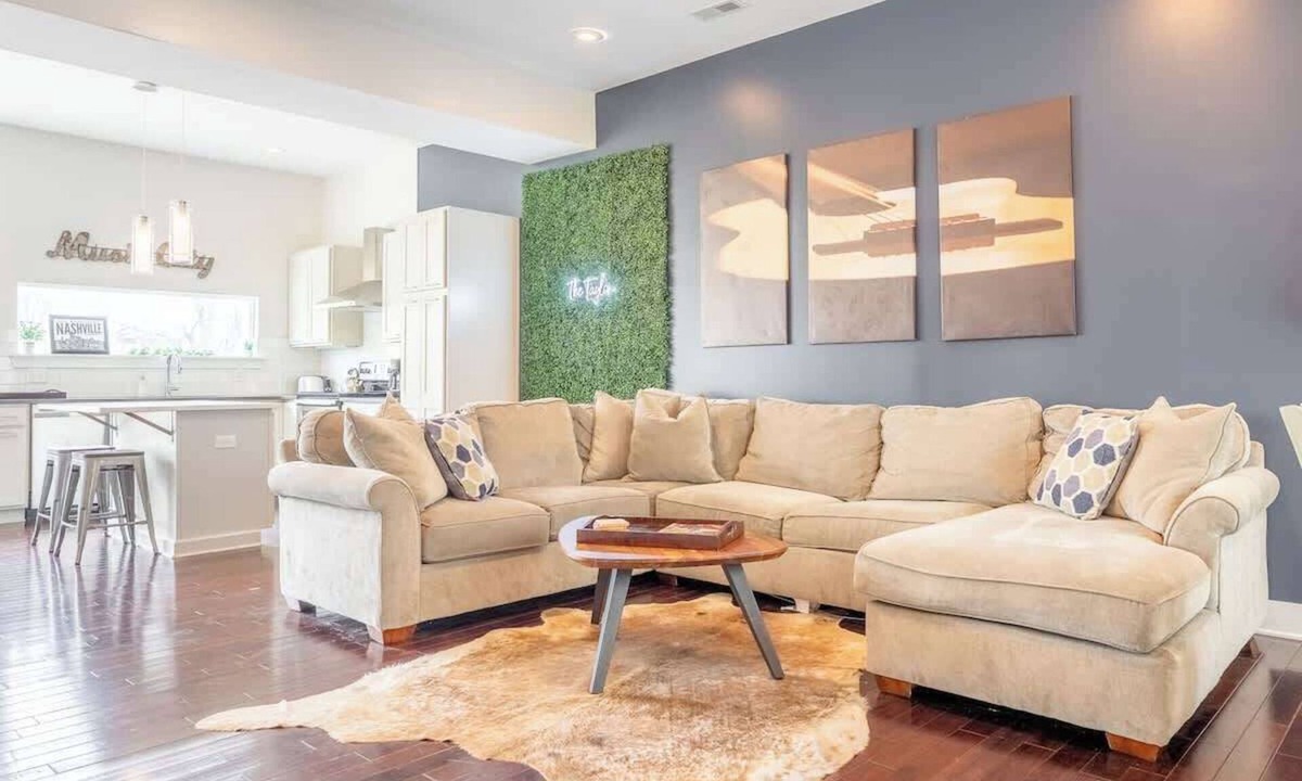 Chestnut Hill Condo | The Taylor Martin Spacious Homes with Rooftop