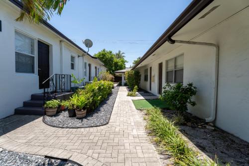 Poinsettia Heights Hotel | The Tel Ft Lauderdale