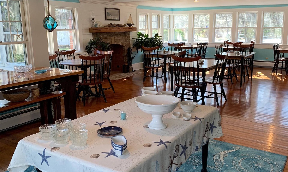 West Harwich Bed & Breakfast | The Tern Inn Bed & Breakfast and Cottages