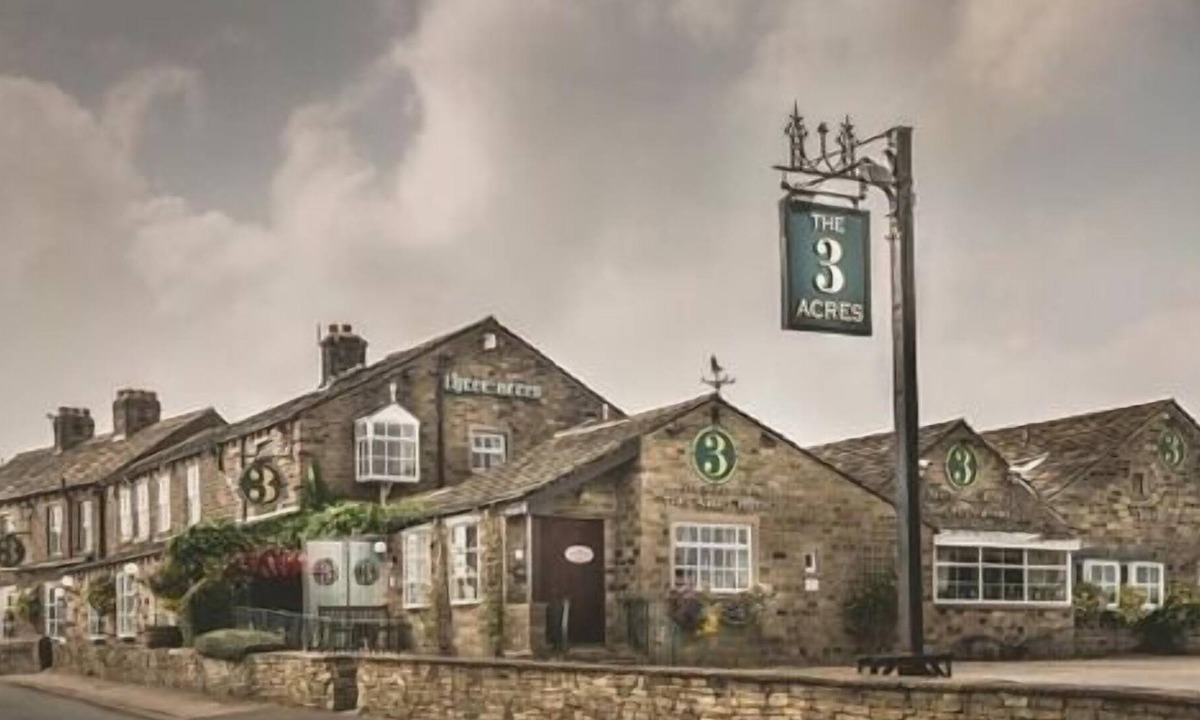 Grange Moor House | The Three Acres Inn & Restaurant