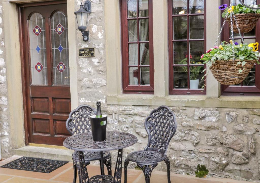 Malham Apartment | The Threshing Floor at Tennant Barn