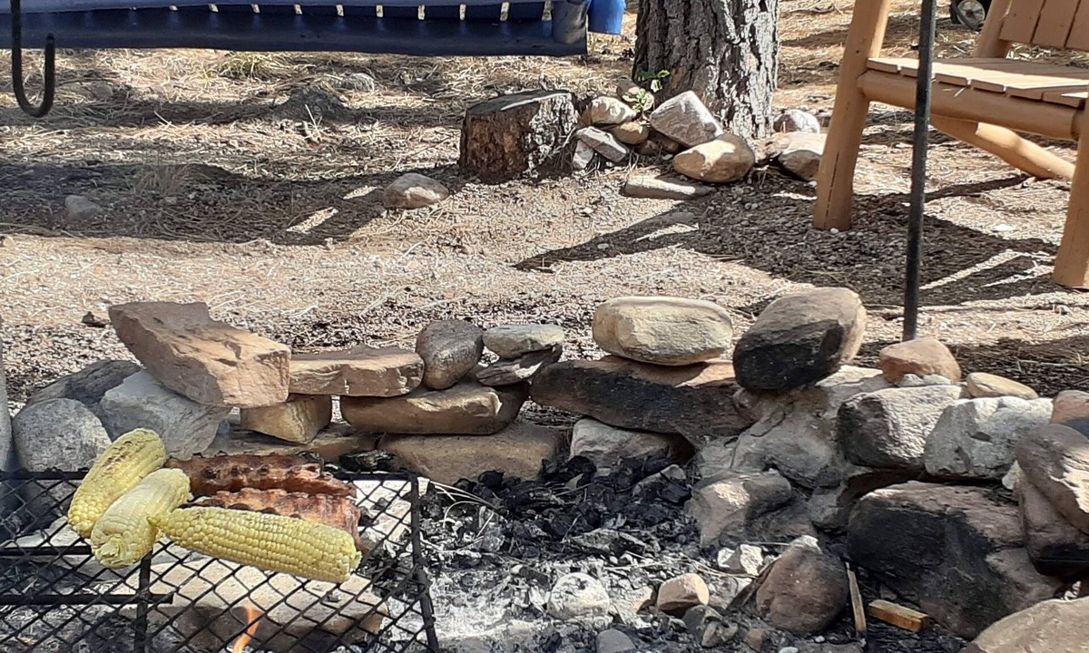 Mountainair Cabin | The Thunderbird Cabin is located 70 miles from abq NM.