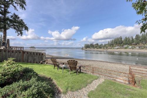 Gig Harbor House | The Tides Retreat