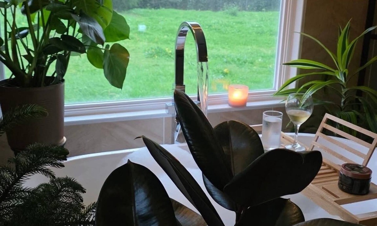 Crescent City North House | The Tilted Wave: A Coastal Experience
