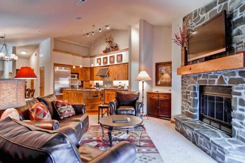 Ketchum House | The Timbers 2G