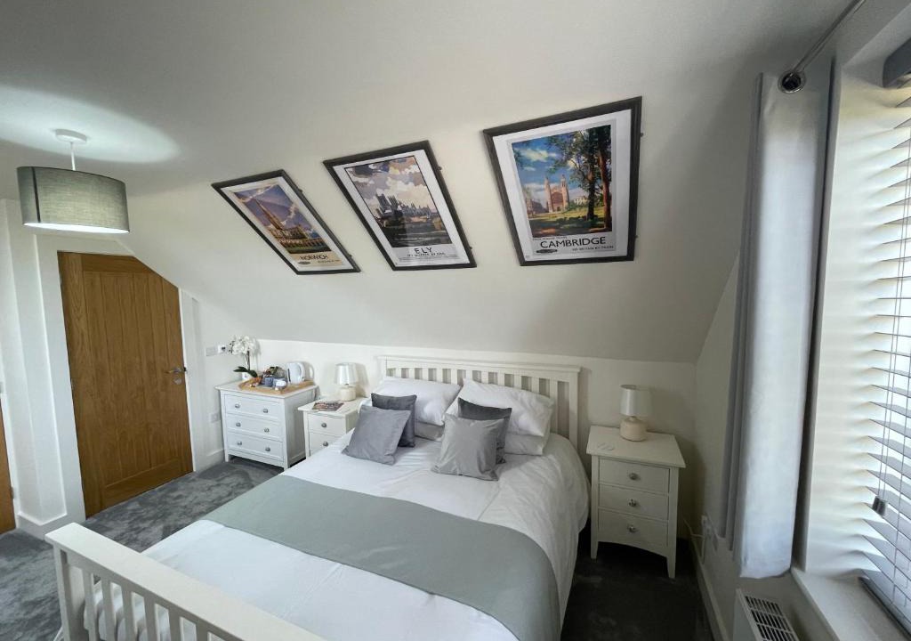 Ely House | The Top Floor