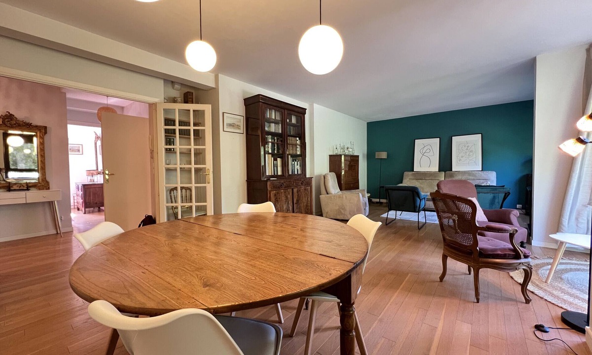 Saint-Cyprien Apartment | The Tower in the heart of Toulouse with Parking and view