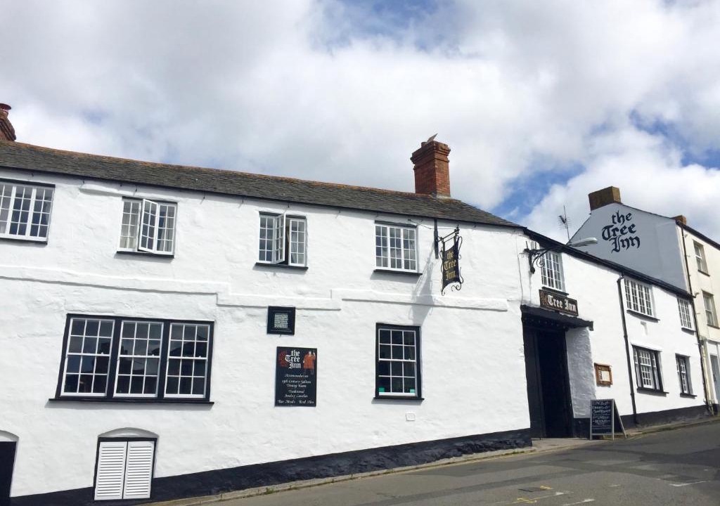 Stratton Hotel | The Tree Inn