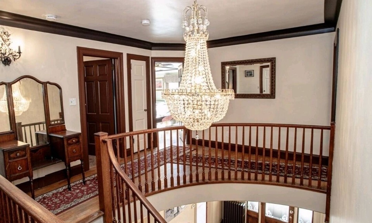 Carbonear Bed & Breakfast | The Tree Top Room