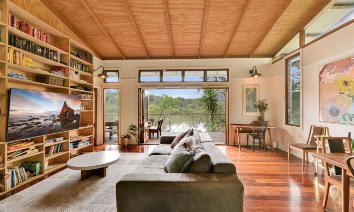 Milsons Passage House | The Treehouse @ Milsons *Boat Access ONLY*