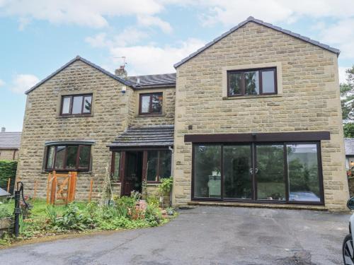 Giggleswick Apartment | The Treetop